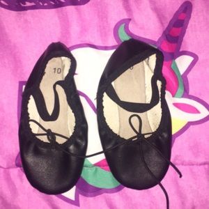 Ballet shoes size 10 toddler